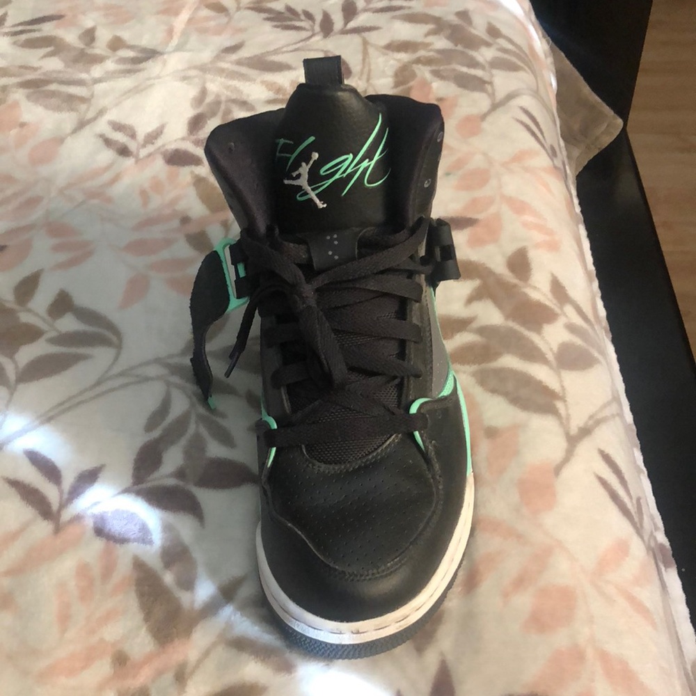 Jordan Flight 45 High shoes